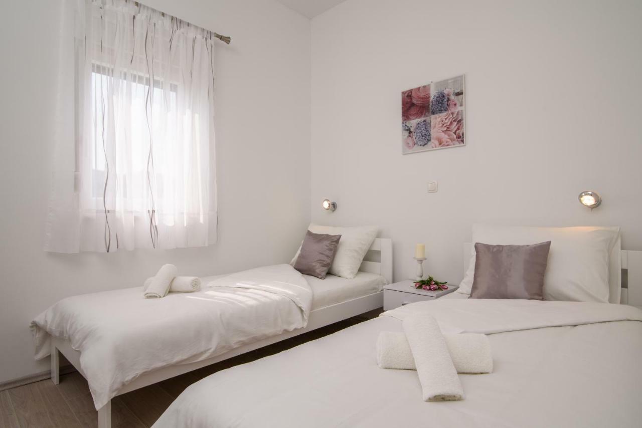 Apartmani Ville Vengo Trogir Kültér fotó